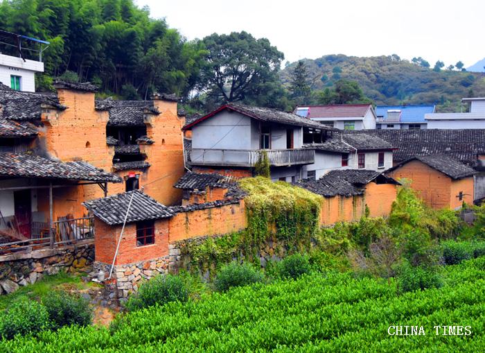 026村中景致（摄影：冯赣勇).jpg