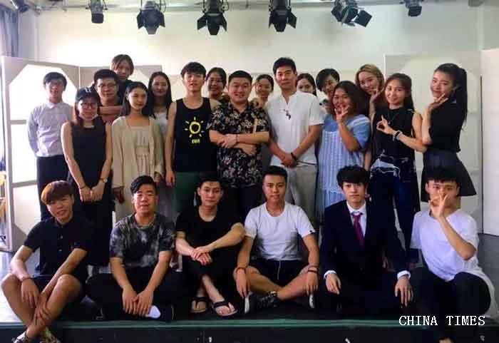 08演出后留影.jpg