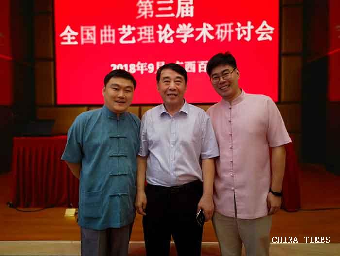 013与崔凯先生留影.jpg