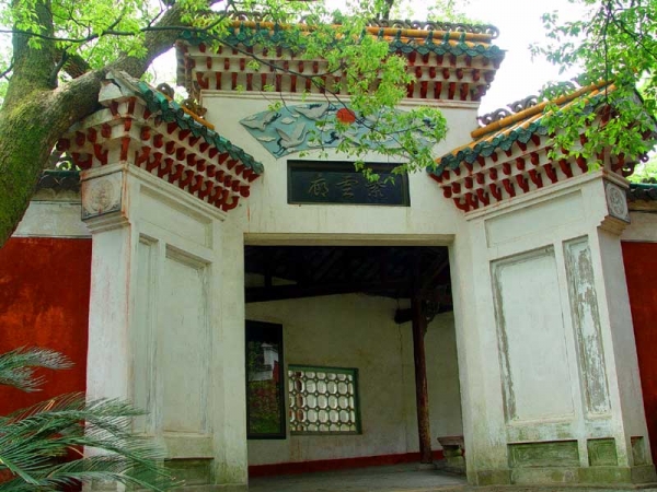 22石钟山忠烈祠.jpg