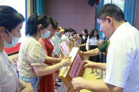 中建五局江西分公司开展爱心捐赠主题实践活动