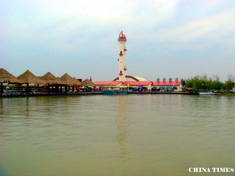 07沙湖游船码头-沙湖生态旅游.jpg