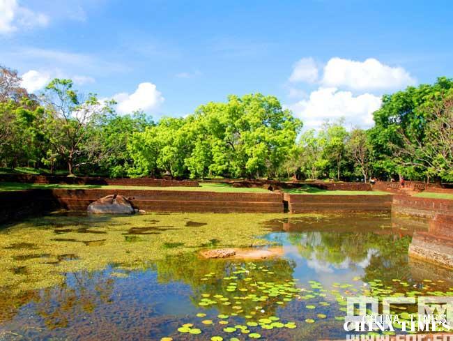 014走进狮子岩风景区（摄影：冯赣勇）.jpg