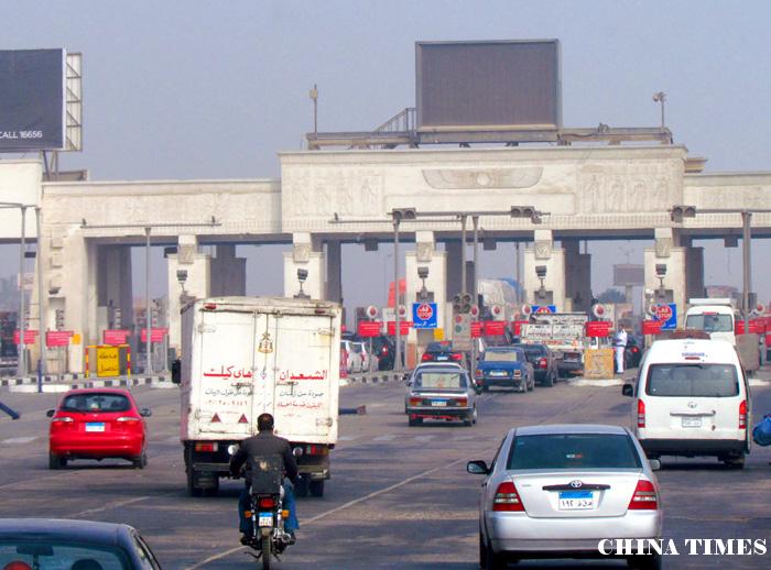 01高速公路入口.jpg
