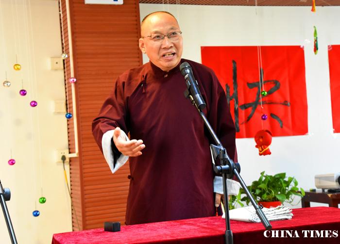 05评书表演（摄影：冯赣勇）.jpg
