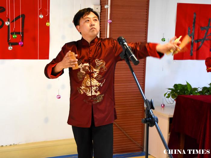 06快板书表演（摄影：冯赣勇.jpg