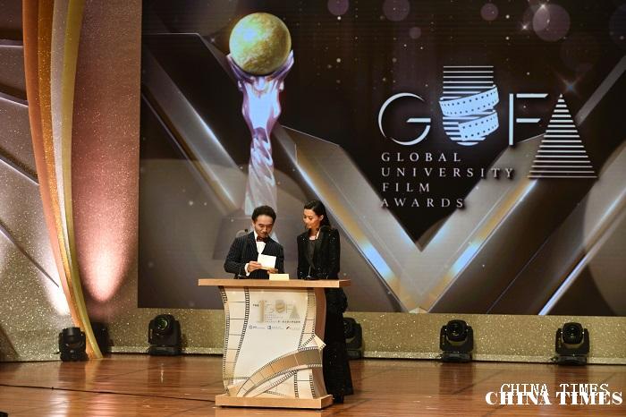 [典禮] 陳法拉頒獎 (1).jpg