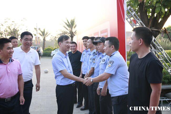 儋州市长朱洪武到东坡文化旅游景区指导春节维稳工作