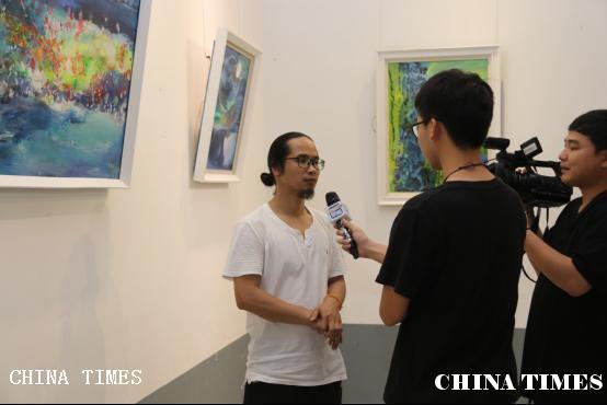 4月26新闻通稿+图文版+延续与线索+梁镰芝油画作品展592.png