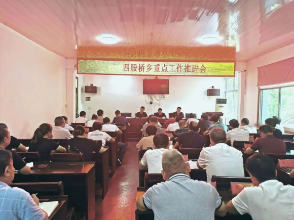 1595323259358798.jpg PicsArt_07-21-05.16.30.jpg