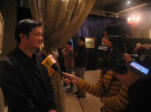 曾晓辉受采访.jpg