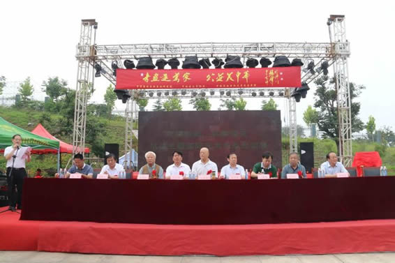 《守望相助 共渡疫关》济南抗疫主题国际艺术巡回展暨爱心义卖活动在济南棋山举办