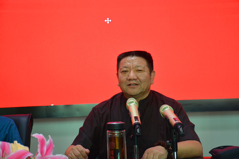 吴宏昌_副本.jpg
