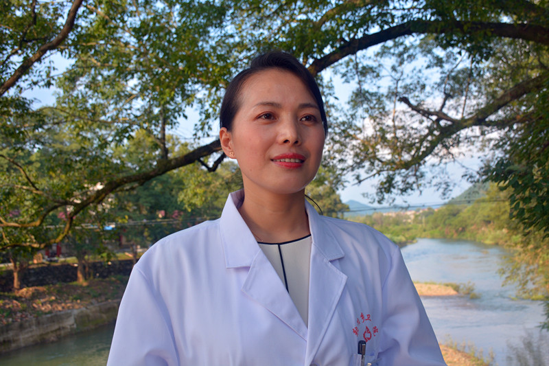 1600953338516897.jpg 程彩娟院长_副本.jpg