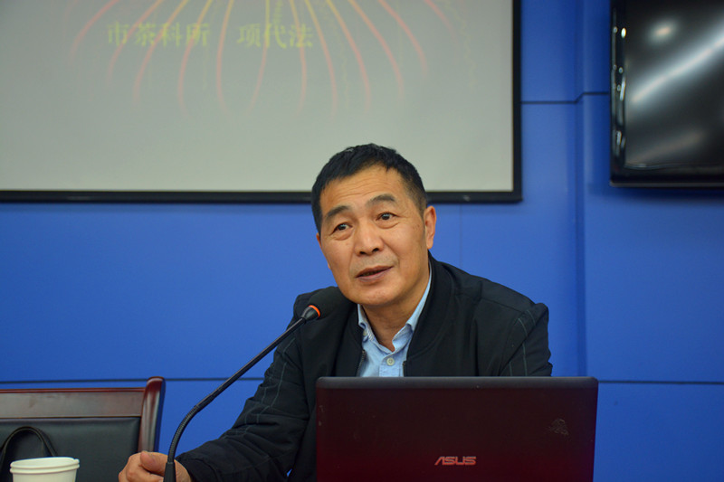 老师授课_副本.jpg
