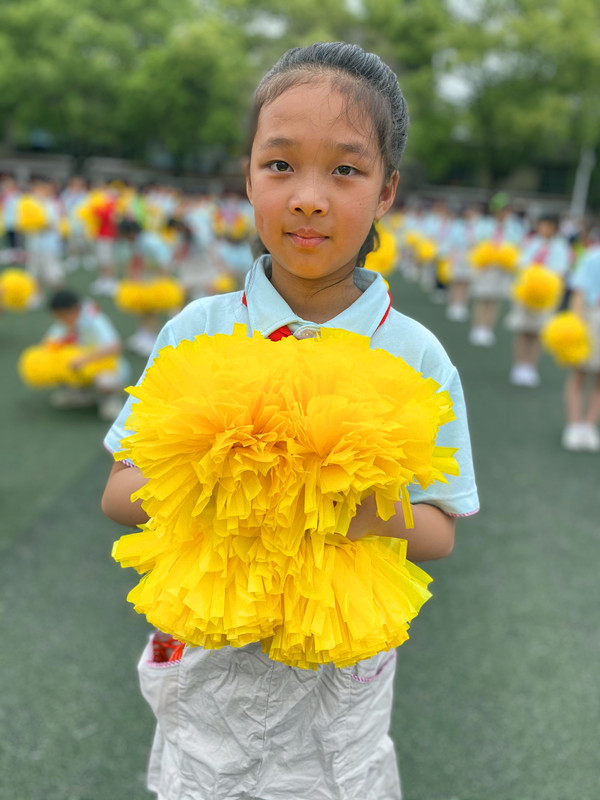 学生表演2_副本.jpg