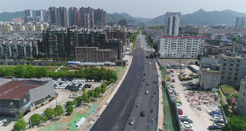 陶阳西路改造完成并通车.jpg