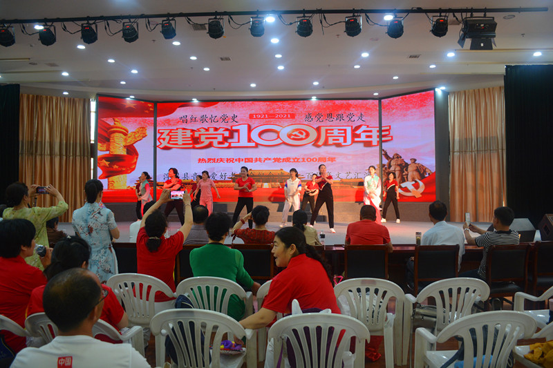 开场舞《没有共产党就没有新中国》_副本.jpg
