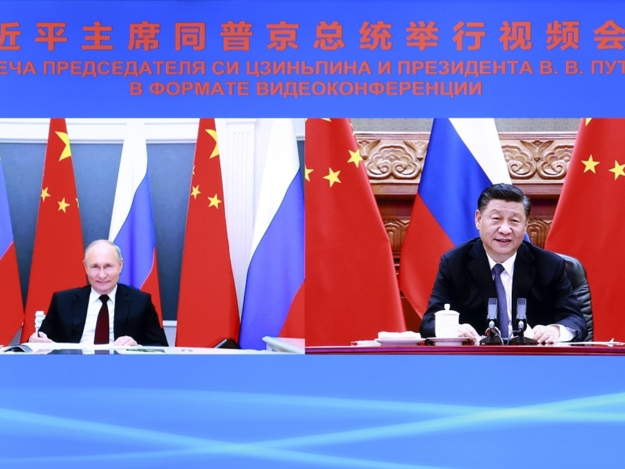 習近平與舉行視像會晤，雙方宣布延長《中俄睦鄰友好合作條約》。（新華社）.jpg