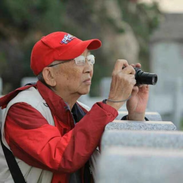 图片文字：杨老先生的微信头像；.jpg
