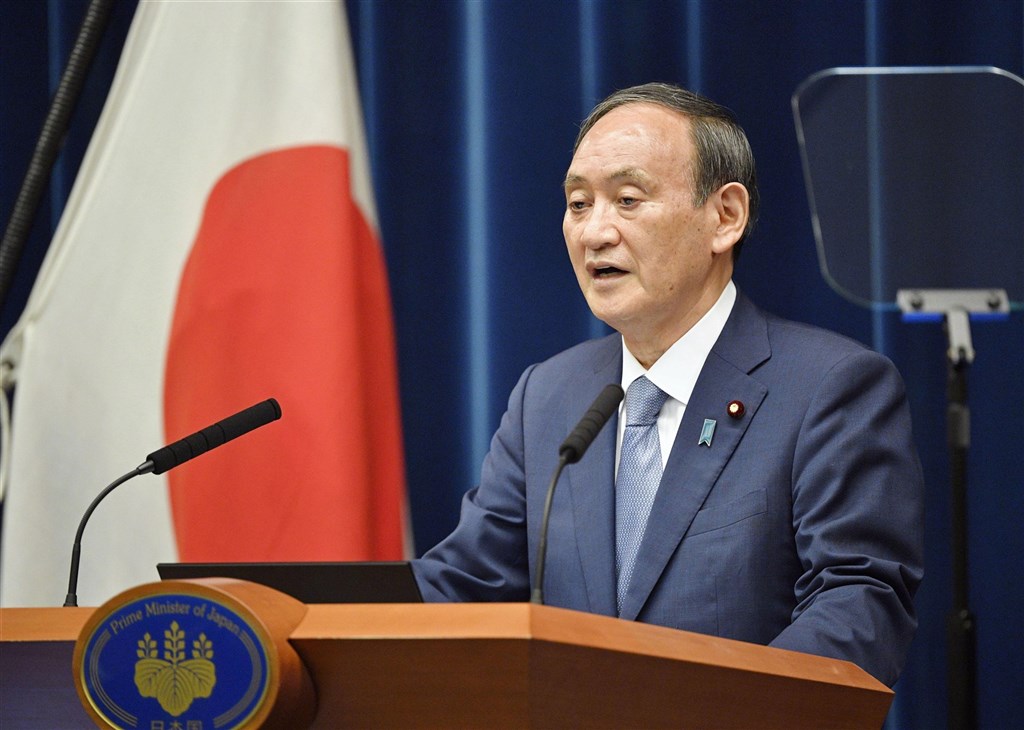 日本首相菅義偉（圖）3日在自民黨臨時黨務主管會議上表明，將不會參與29日的總裁選舉。（共同社）.jpg