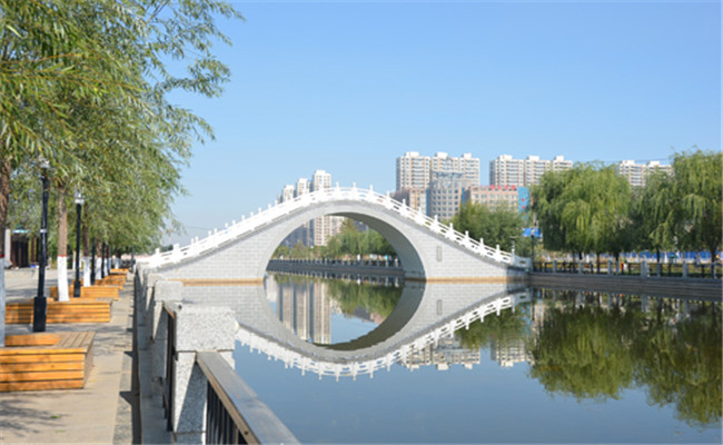 10573594_008462_副本.jpg