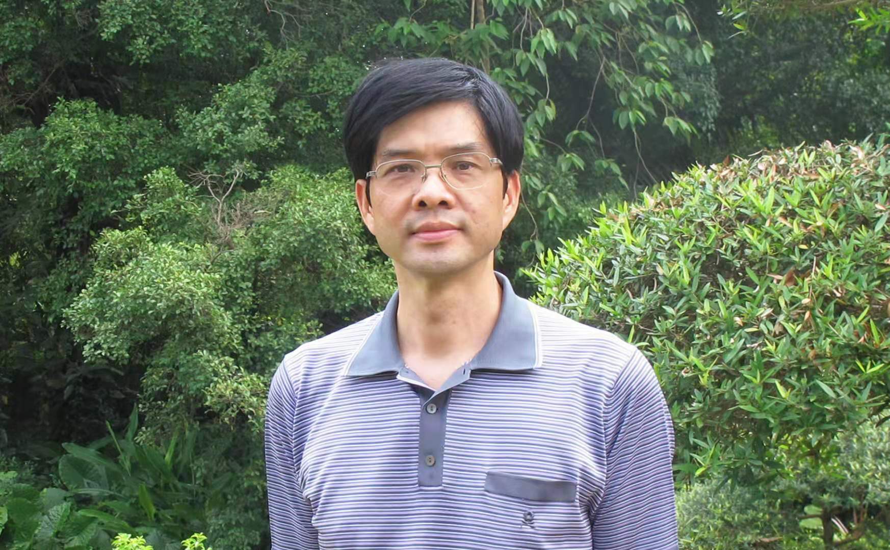 许敏照片.jpg
