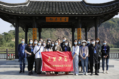 1635929433557626.jpg 8_副本.jpg