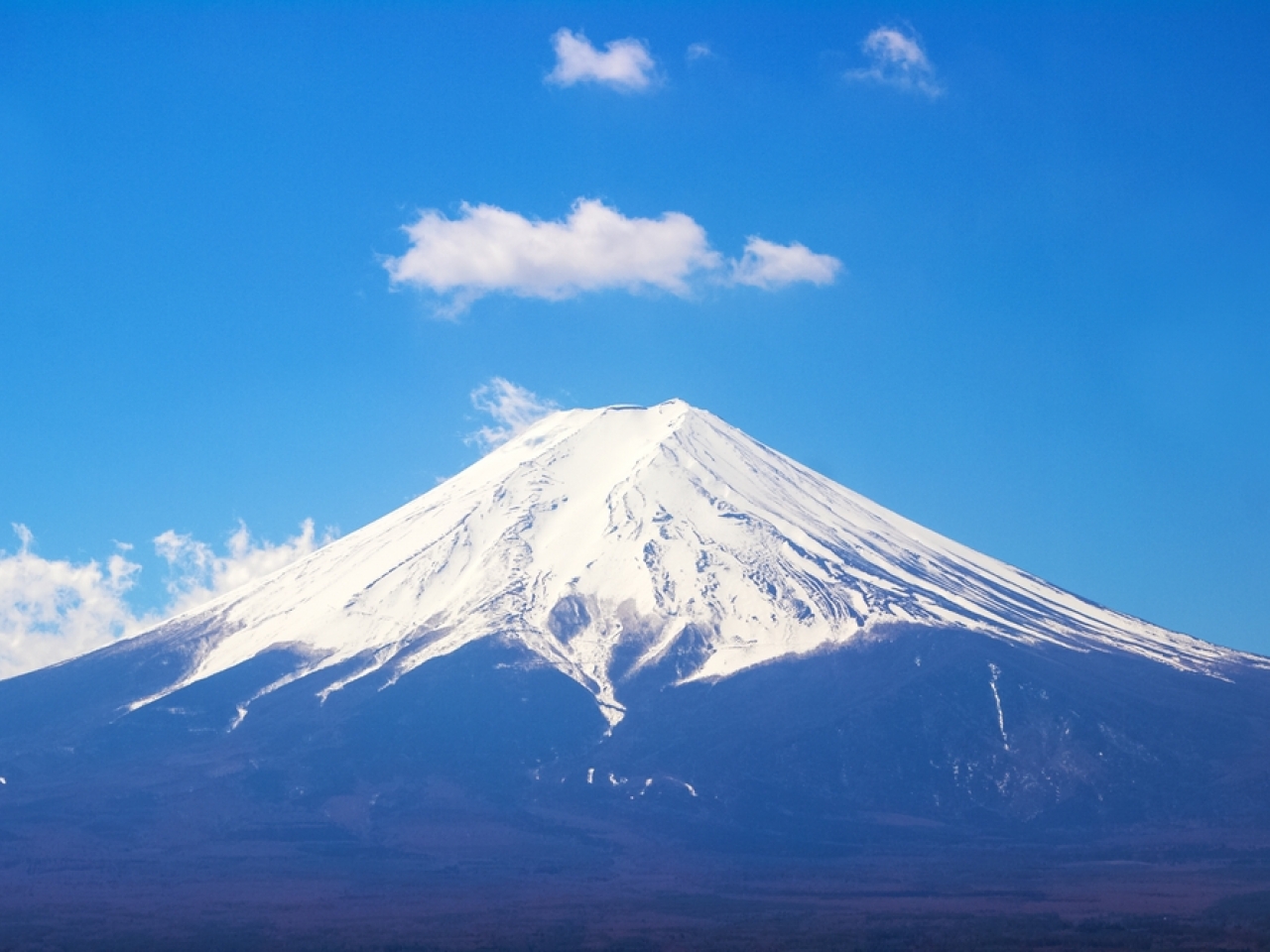 1636257379470837.jpg 今日约30名徒步登山游客参与测试,系统最早明年在富士山登山入口采用。.jpg