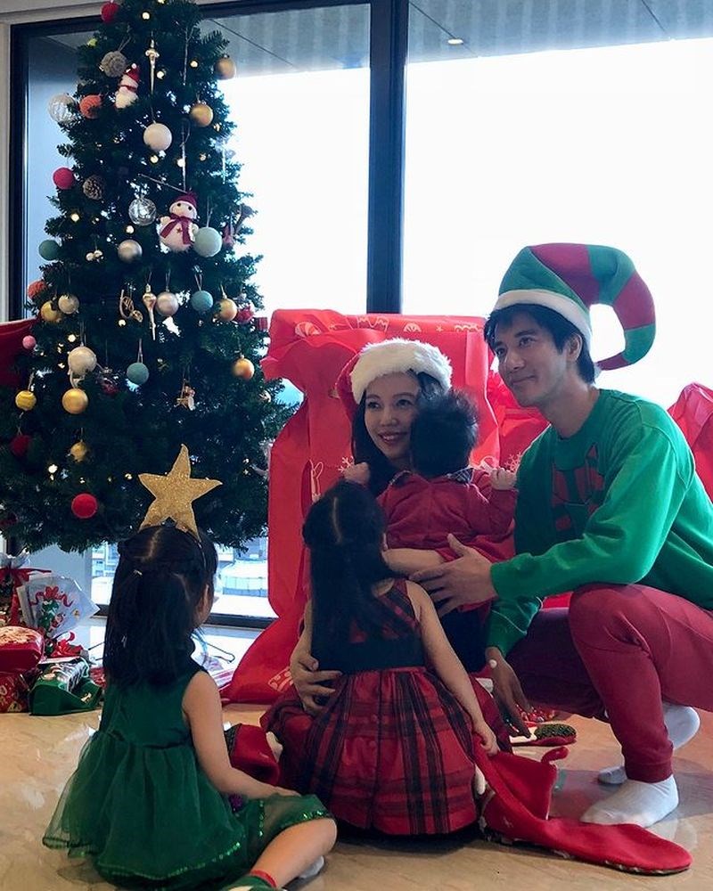 金曲歌王王力宏（後右起）和妻子李靚蕾結婚8年，育有2女1子，15日傳出離婚消息。圖為<a href=