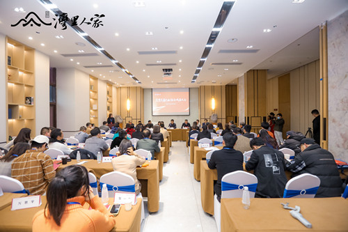 0G1A9160_w7818_副本.jpg