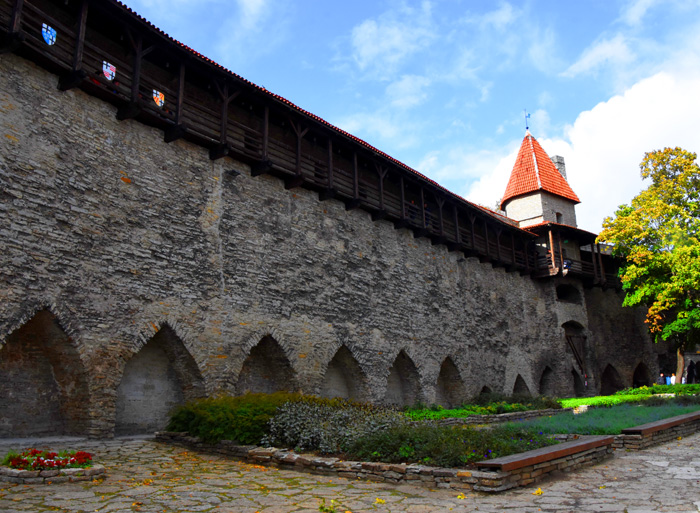 010塔林古城墙（摄影：冯赣勇.jpg