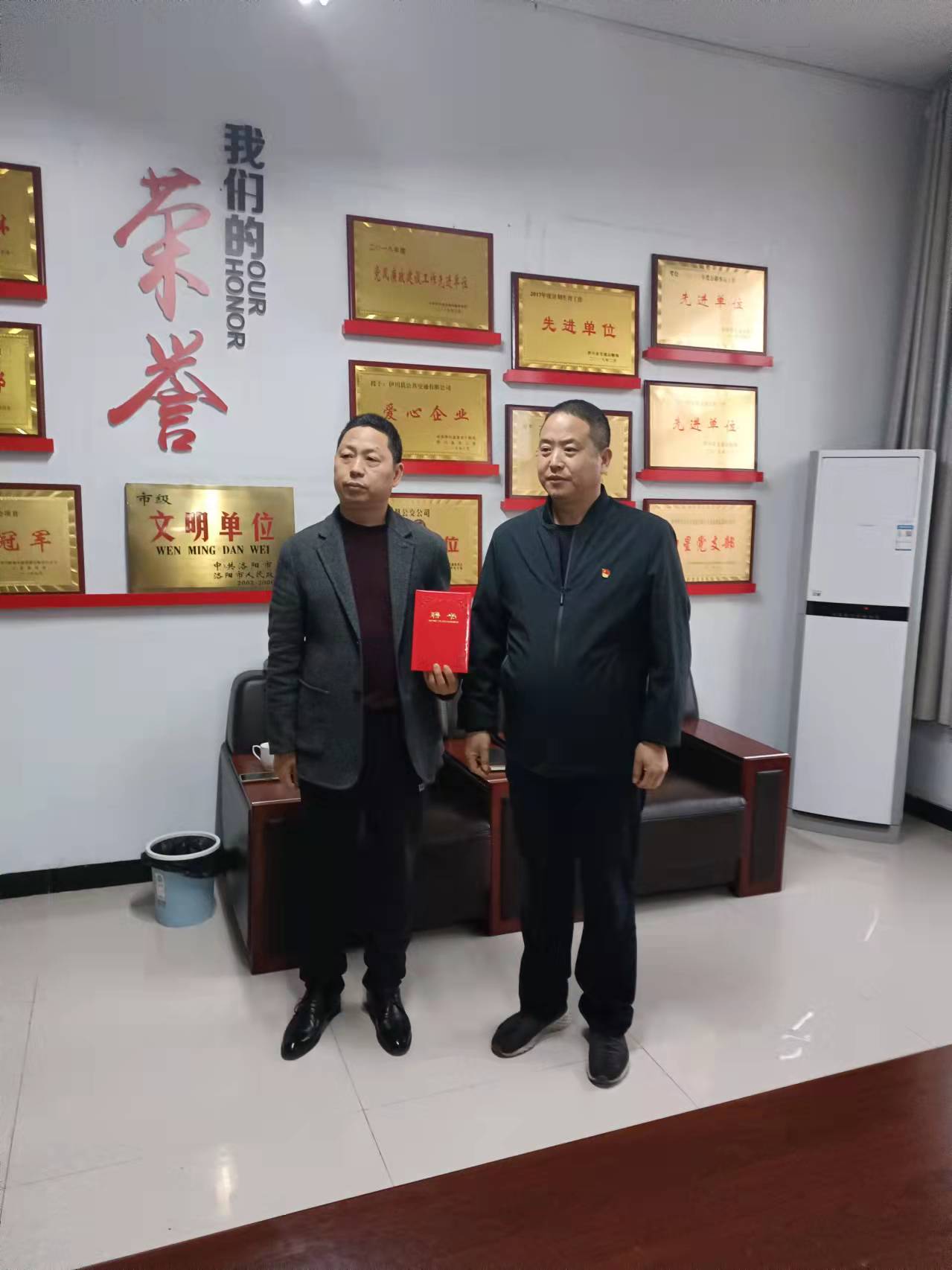 1647438849290624.jpg 1647438849290624.jpg