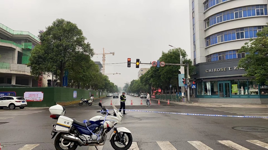 1652087452530189.jpg 1652087452530189.jpg