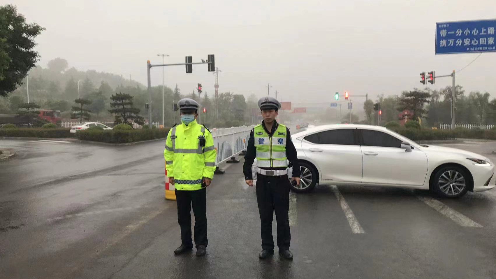 1652087452611281.jpg 1652087452611281.jpg