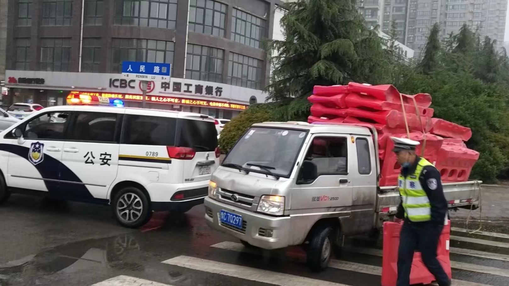 1652087452951822.jpg 1652087452951822.jpg