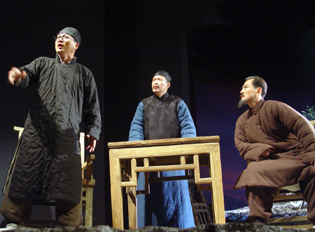 10剧中人冷先生(左 马星耀 饰)拷贝.jpg