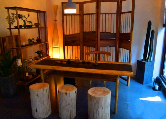 022茶肆一角（摄影：冯赣勇）.jpg
