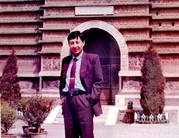 1657183183918706.jpg 010五塔寺留影.jpg