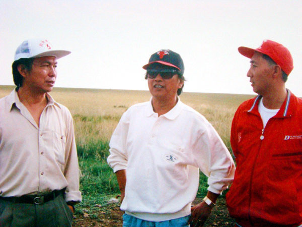 1657183385581880.jpg 024与导演摄像留影.jpg