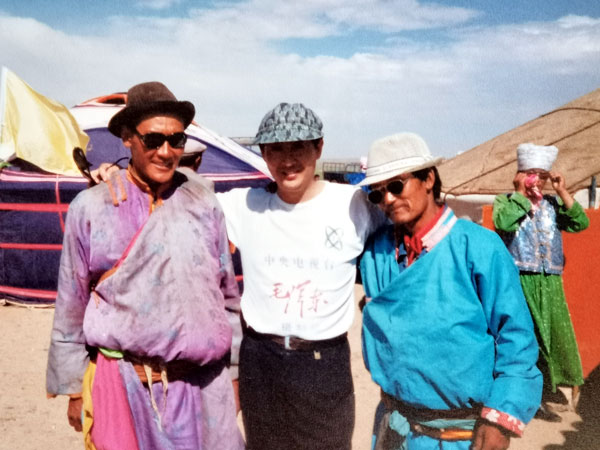 1657183946743407.jpg 050与蒙古族留影.jpg