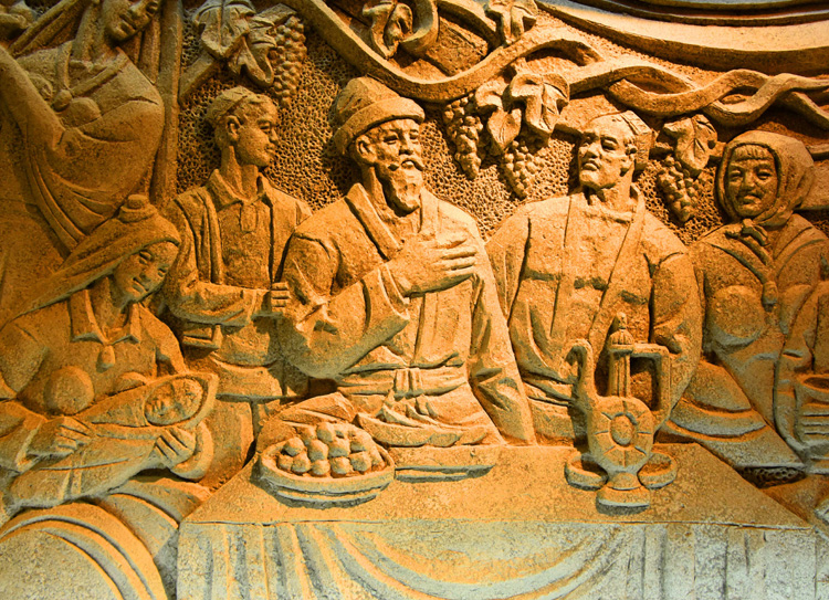 1657694047327687.jpg 025库尔班吐鲁木博物馆中的雕.jpg