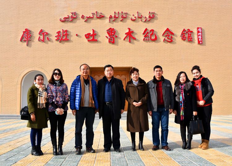 1657694083473021.jpg 027参观库尔班吐鲁木博物馆(.jpg