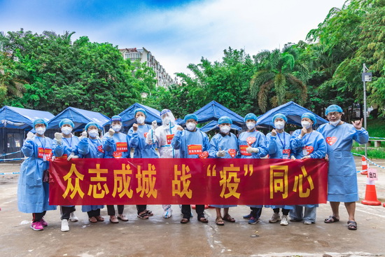 抗疫情43-张江英摄。战“疫”同心（小图）.jpg