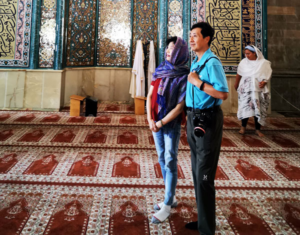 040瞻仰清真寺留影.jpg