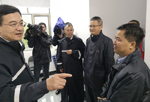 浙江绍兴:市委书记盛阅春在嵊州检查指导防汛防台工作