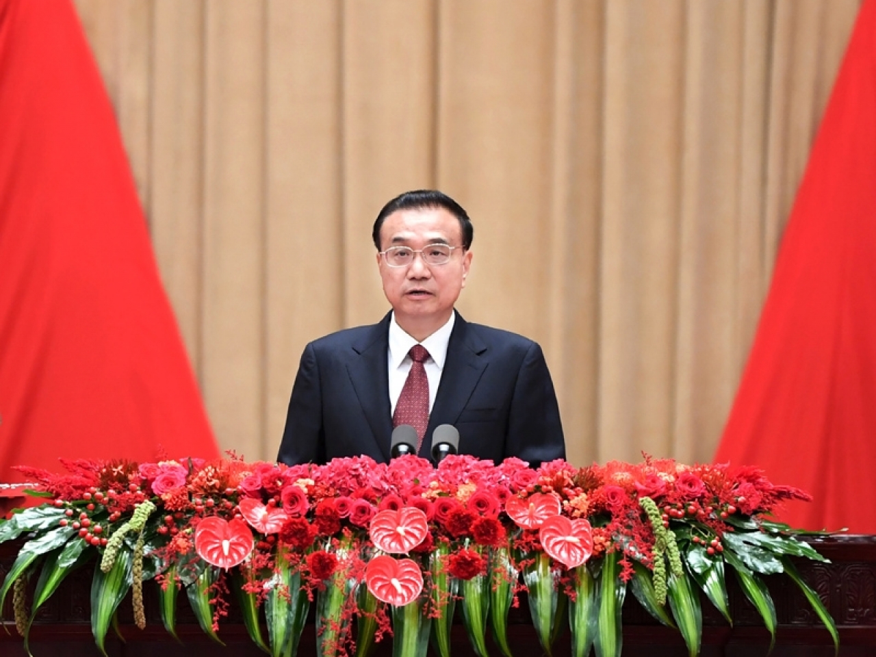 李克強說，73年以來全國人民在共產黨領導下戰勝各種艱難險阻，國家發展成就舉世矚目。（中國政府網）.jpg