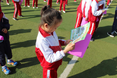 进校园 (2)_副本.png