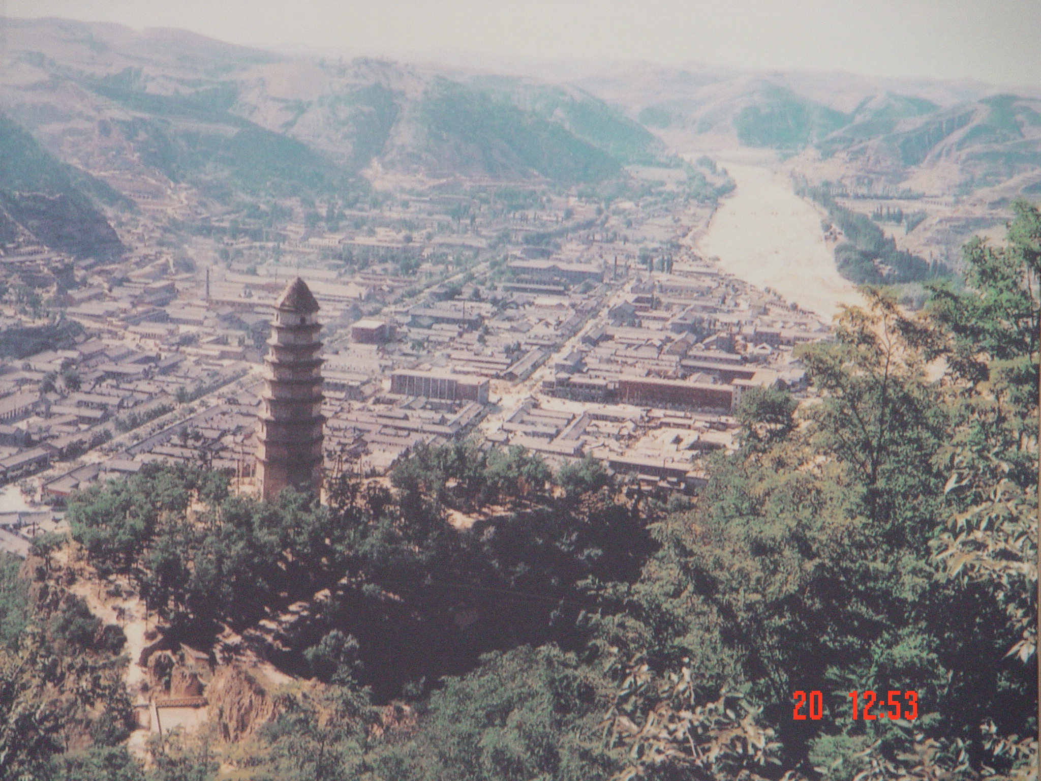 延安旧照.JPG