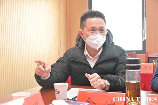 我是怎样创作《弯弯的兰草河》歌词的